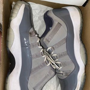 YOUTH 6.5 Jordan retro 11